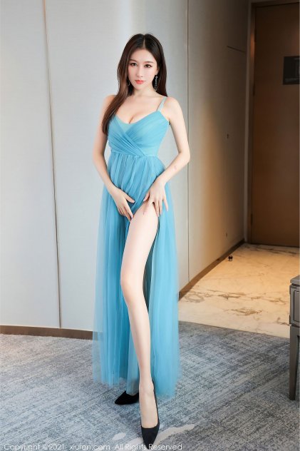 九尾狐狸m咬一口小奈樱海报