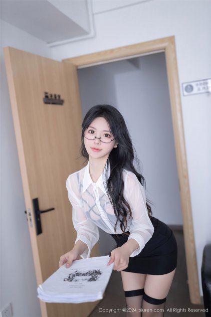 99久久免费精品国产男女高海报